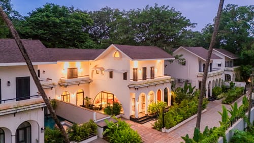 BellaVie | 3-BHK Villa With Private Pool & TV Lounge Area In A Gated Complex – 3 bedroom villa in North Goa, Goa