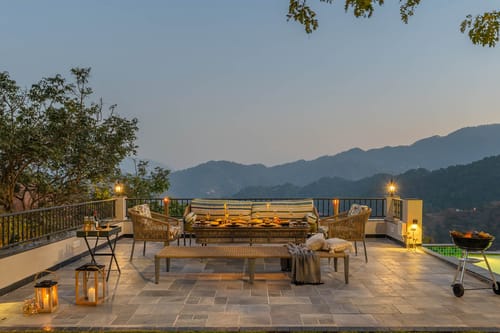 EKAM @ ILIKA W/ Heated Infinity Pool And Jacuzzi – 5 bedroom villa in Kasauli, Himachal Pradesh