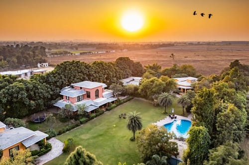 Moksha @ The Manvi Estate – 4 bedroom villa in Delhi-ncr, Delhi