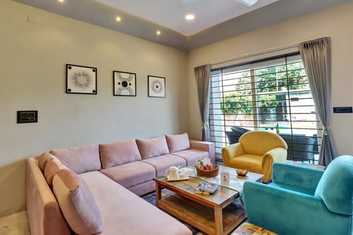 Radhyam | Charming 2–BHK Escape With Private Pool, Garden & Aravalli Hill Views – 2 bedroom villa in Udaipur, Rajasthan