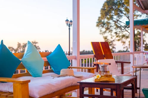 Alpenglow | Pet-friendly 3-BHK Hillside Villa With Garden & Scenic views – 3 bedroom villa in Kasauli, Himachal Pradesh