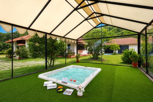 Mercara Hill | 3 BHK Pet-Friendly Retreat With Private jacuzzi, Outdoor Seating, Verandah Sit Out & Garden – 3 bedroom villa in Coorg, Karnataka