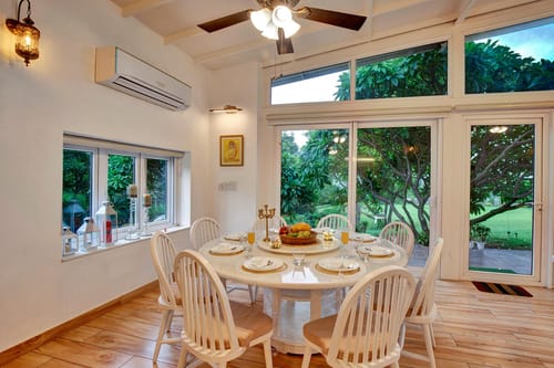 Idyllic Farmhouse - A Glasshouse w/ Outdoor Pool – 3 bedroom villa in Delhi-ncr, Haryana