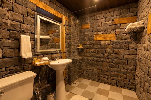 Mountain Mirage - Parwanoo – 4 bedroom villa in Kasauli, Himachal Pradesh