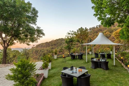 Live Life | Pet-friendly 2-BHKs With Entertainment Room, Restro & Garden – 2 bedroom villa in Kasauli, Himachal Pradesh