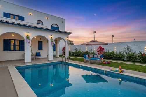Santorini Villa with Private Pool – 4 bedroom villa in Gurgaon, Haryana