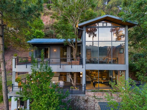 The Hill Abode – 3 bedroom villa in Kasauli, Himachal Pradesh