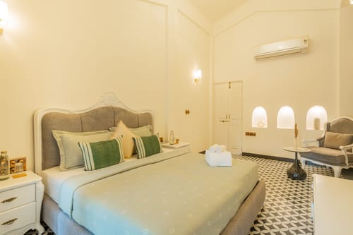 Casa Mandala  | 4-BHK villa  with Private pool and Garden area  | 5 min  away from Candolim beach – 4 bedroom villa in North Goa, Goa