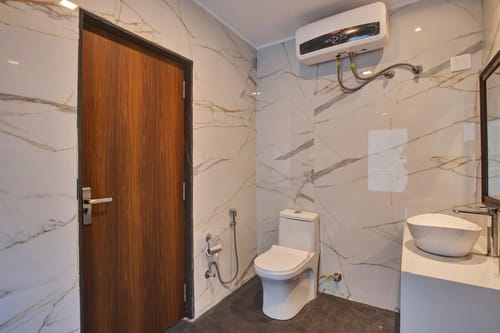 Horizon | 5-BHK Pet-friendly Retreat With Private Pool, Bar & Garden – 5 bedroom villa in Udaipur, Rajasthan