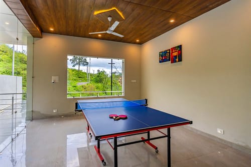 Cedar Haven - Nahan W/Outdoor Infinity Pool – 5 bedroom villa in Kasauli, Himachal Pradesh