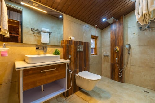 Wisteria Whispers – 4 bedroom villa in Tirthan Valley, Himachal Pradesh