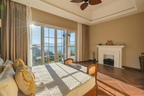 ILIKA W Heated Infinity Pool and Jacuzzi – 8 bedroom villa in Kasauli, Himachal Pradesh