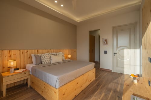 Dos @ The Himalayan Den – 4 bedroom villa in Kasauli, Himachal Pradesh