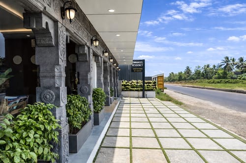 Emmanuel Residency | Super Deluxe Stay, Close to Metro Station, Lulu Mall & Marine Drive, Kochi – 1 bedroom villa in Kochi, Kerala