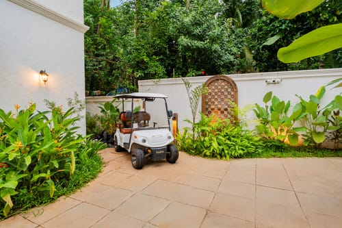 Amayah Vayu | 6-BHK Indo-Portuguese Escape With Common Pool – 6 bedroom villa in North Goa, Goa