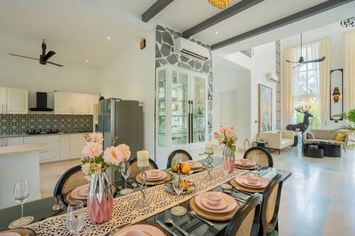 YashGeet Villa | 4-BHK | Pvt Pool | Terrace | Garden | Jacuzzi – 4 bedroom villa in North Goa, Goa