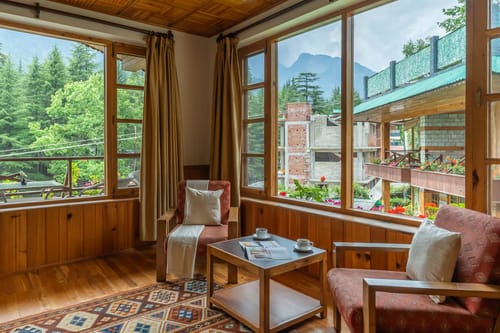Mantra @ Himalayan Retreat – 6 bedroom villa in Manali, Himachal Pradesh