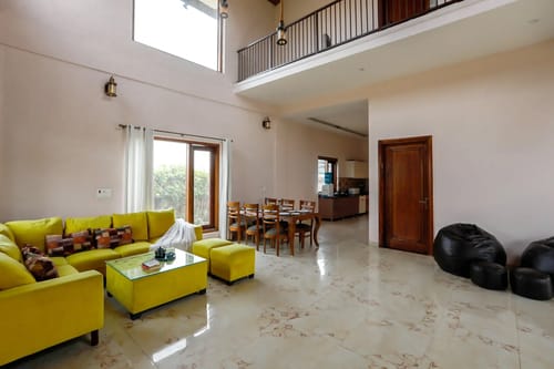 Anantara | 3-BHK | Pet-Friendly Farmstay With Private Pool | Camel Rides & more  – 3 bedroom villa in Neemrana, Rajasthan