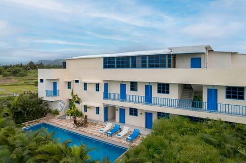 Deluxe Rooms @ Thalassa near the Beach – 4 bedroom villa in Alibaug, Maharashtra