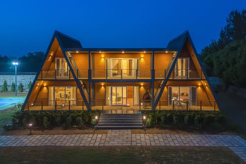 Aarna Estate – 4 bedroom villa in Delhi-ncr, Delhi