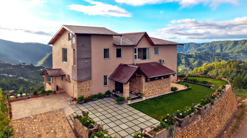 Ridgeview Manor – 3 bedroom villa in Mukteshwar, Uttarakhand