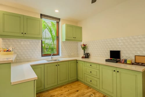 Villa Valerie | Pet-friendly 3-BHK Villa Near Popular Attractions With Pvt Pool & Bar – 3 bedroom villa in North Goa, Goa