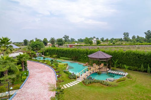 Serenity Farms w/ Pool – 5 bedroom villa in Delhi-ncr, Haryana