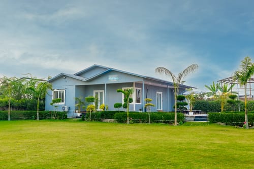 Rathore Farm | Pet-friendly 3-BHK Farmhouse With Private Pool, & Expansive Garden – 3 bedroom villa in Delhi Ncr, Delhi