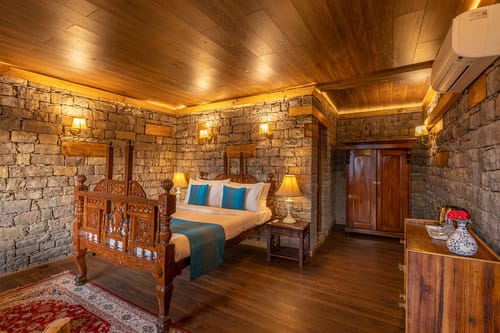 Mountain Mirage - Parwanoo – 4 bedroom villa in Kasauli, Himachal Pradesh
