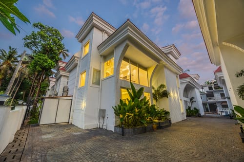 Mistwood Villa | Serene 4 BHK Retreat with Private Pool, Terrace Lounge, Elegant Living Spaces & Outdoor Seating – 4 bedroom villa in North Goa, Goa