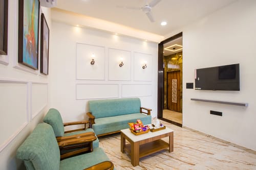 Parvam Retreat | Charming Pet-friendly 2-BHK Villa With Private Pool, Garden, Terrace & Aravali Hill Views – 2 bedroom villa in Udaipur, Rajasthan