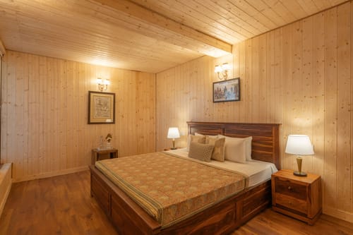 Chalet Rushli - Kanatal – 7 bedroom villa in Mussoorie, Uttarakhand