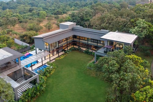 The Charcoal Villa – 7 bedroom villa in Alibaug, Maharashtra