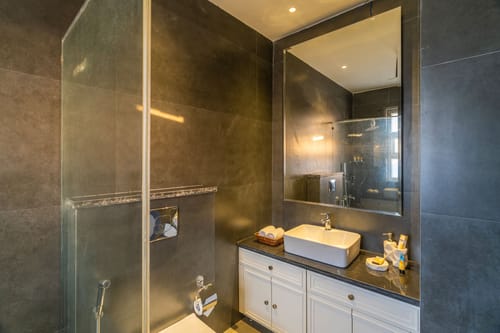 Barton Estate w/ Outdoor Pool - Manesar – 3 bedroom villa in Delhi-ncr, Delhi