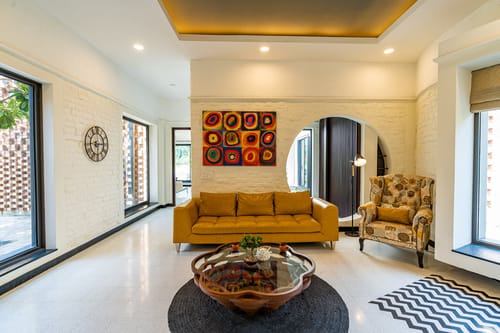 The Brick house w/ Outdoor Pool – 4 bedroom villa in Delhi-ncr, Delhi