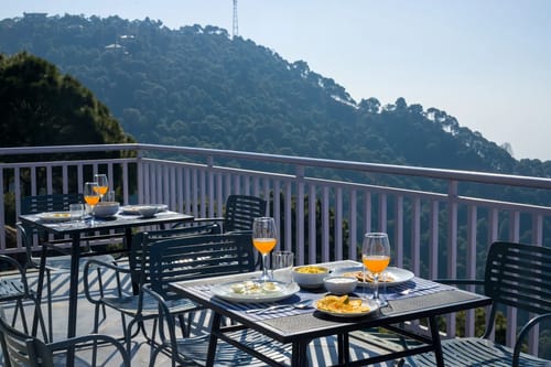Goldencrest | 6-BHK | Garden | Balconies | Scenic views – 6 bedroom villa in Kasauli, Himachal Pradesh