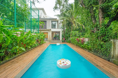 Casa Del Mar | Elegant 4-BHK Villa with Pool, Bars, TV Lounge, Gazebo & Terraces – 4 bedroom villa in North Goa, Goa