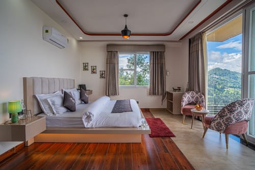 Trio’s Top | 1-BHK Pet-friendly Apartment with patio and Outdoor lounge Area – 2 bedroom villa in Mukteshwar, Uttarakhand