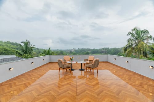 Vacasa | 5-BHK | Pvt Pool & Lift | Pet-friendly – 5 bedroom villa in North Goa, Goa