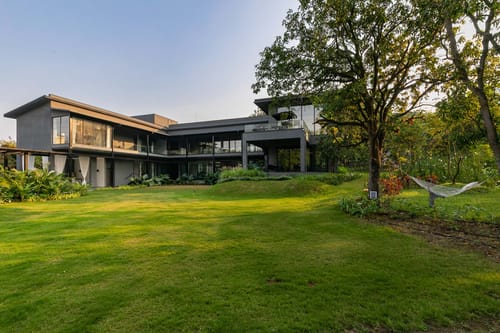 The Charcoal Villa – 7 bedroom villa in Alibaug, Maharashtra