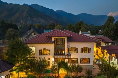 Dusk @ Wooden Arches – 2 bedroom villa in Srinagar, Jammu And kashmir