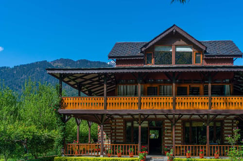 The Kathguni House – 3 bedroom villa in Manali, Himachal Pradesh