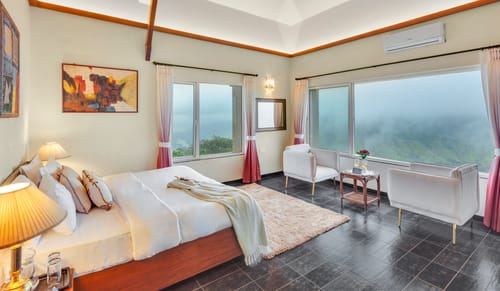 Valley's Edge – 3 bedroom villa in Panchgani, Maharashtra
