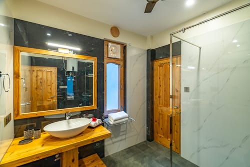 Amritalaya - Raison – 6 bedroom villa in Manali, Himachal Pradesh