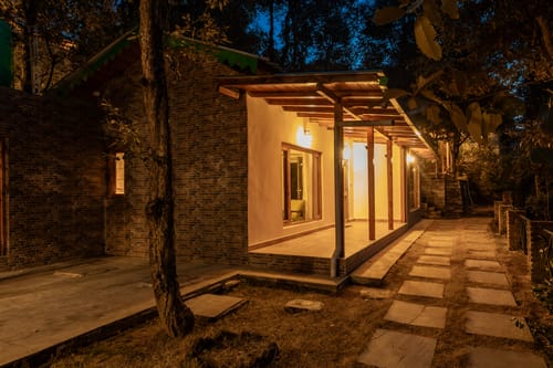 Hill Homes Cottages Mallow | 1-BHK With Workstation Sit-out Area Near Mukteshwar | Pet-friendly – 1 bedroom villa in Mukteshwar, Uttarakhand