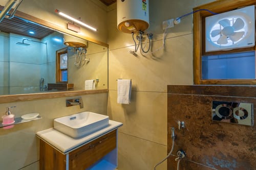 Rustic Loft 1 @ Wisteria Whispers – 2 bedroom villa in Tirthan Valley, Himachal Pradesh