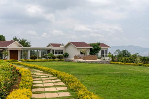 Bean & Blanc – 5 bedroom villa in Lonavala, Maharashtra
