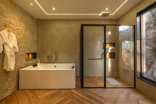 The Kasa w/ Infinity Pool & Home Theatre – 5 bedroom villa in Kasauli, Himachal Pradesh