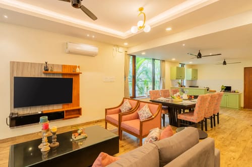 Villa Valerie | Pet-friendly 3-BHK Villa Near Popular Attractions With Pvt Pool & Bar – 3 bedroom villa in North Goa, Goa