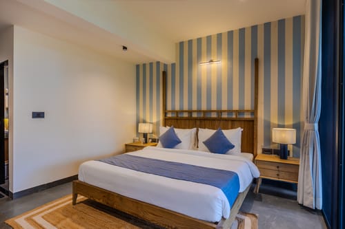 Serenica | 4-BHK Villa with Private Pool, Bar Lounge, Terrace Views, Lift & Peaceful Pilerne Location | Pet-friendly – 4 bedroom villa in North Goa, Goa